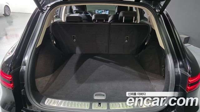 Genesis Electrified (GV70) e-AWD 2022 — фото 37