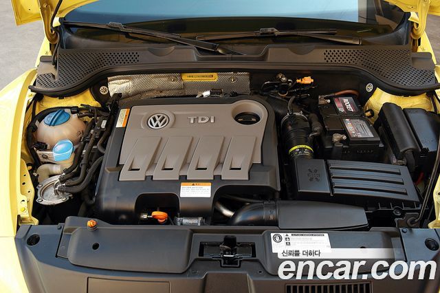 Volkswagen Beetle 2.0 TDI 3rd 2013 — фото 8