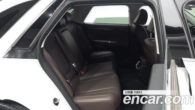 Hyundai Grandeur (GN7) 2,5 Gasoline 2WD Premium 2023 — фото 11