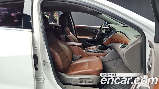 Chevrolet Malibu 1.5 Turbo LT Deluxe 2017 — фото 12