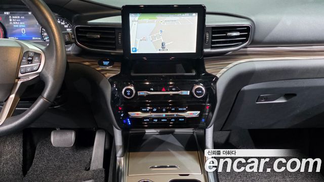 Ford Explorer (VI) 3.3 Hybrid 2022 — фото 18