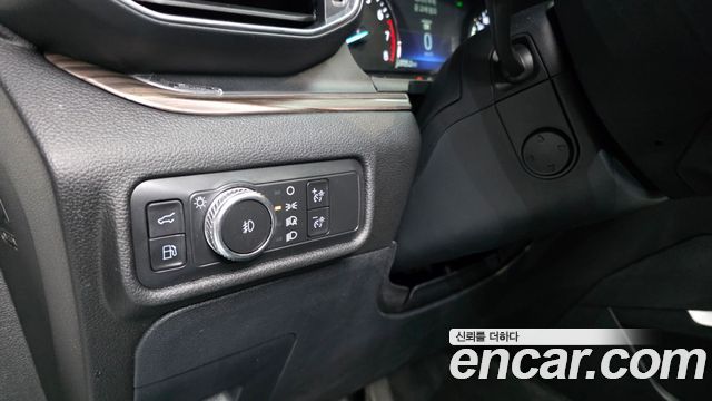Ford Explorer (VI) 3.3 Hybrid 2022 — фото 21