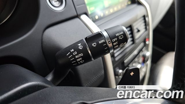 Land Rover Discovery Sport 2.0 TD4 SE (150PS) 2018 — фото 20