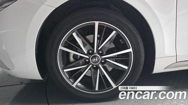 Hyundai Grandeur (IG) 3.0 LPi Rent Car Premium 2022 — фото 5