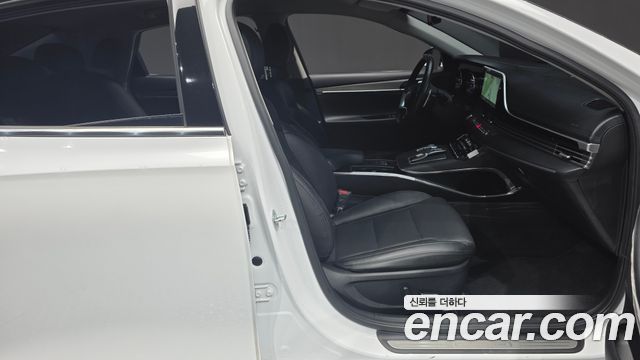 Hyundai Grandeur (IG) 3.0 LPi Rent Car Premium 2022 — фото 15