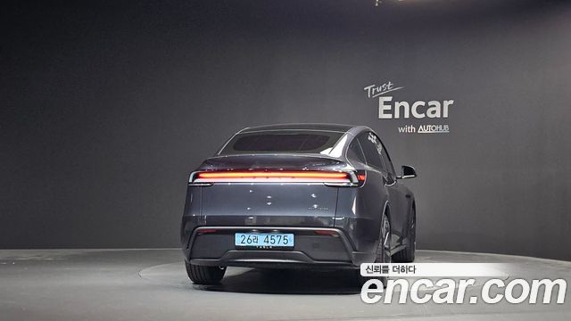 Tesla Model Y Premium Long Range AWD 2026 — фото 4