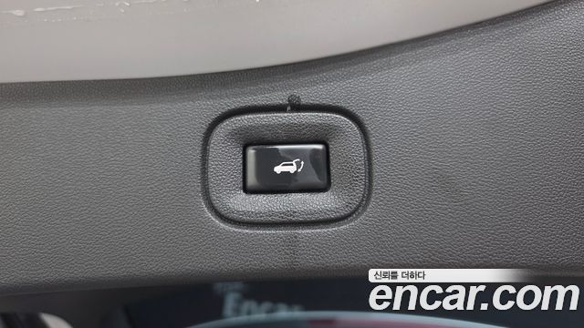 Renault Korea QM6 2.0 GDe RE 2WD 2025 — фото 26