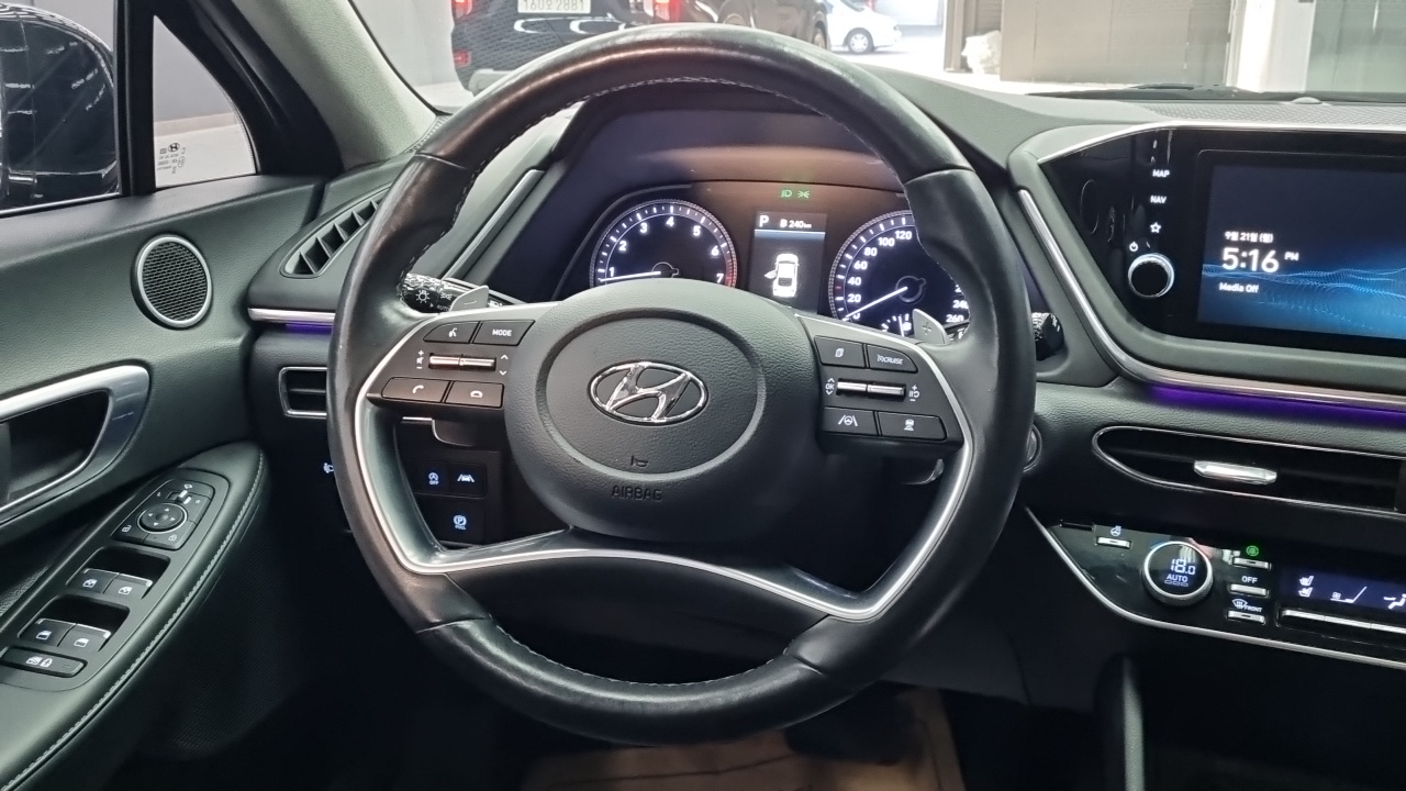 Hyundai Sonata (DN8) 2.0 Premium Plus 2023 — фото 16