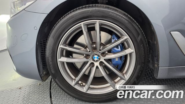 BMW 5 Series (G30) 530i M Sport Package Plus 2018 — фото 5