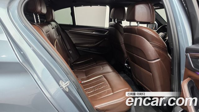 BMW 5 Series (G30) 530i M Sport Package Plus 2018 — фото 12