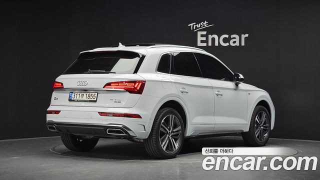 Audi Q5 (FY) 45 TFSI Quattro Premium 2023 — фото 2