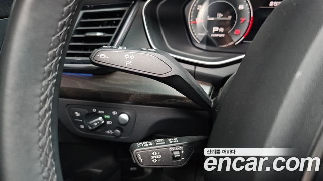 Audi Q5 (FY) 45 TFSI Quattro Premium 2023 — фото 17