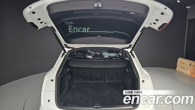 Audi Q5 (FY) 45 TFSI Quattro Premium 2023 — фото 20
