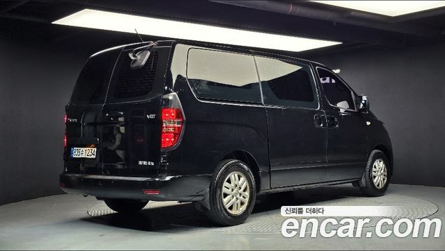 Hyundai Grand Starex Van 3-Seater Smart 2019 — фото 2