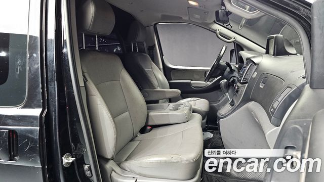 Hyundai Grand Starex Van 3-Seater Smart 2019 — фото 15