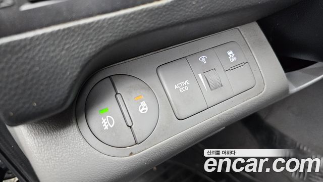 Hyundai Grand Starex Van 3-Seater Smart 2019 — фото 18