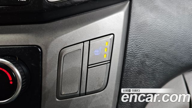 Hyundai Grand Starex Van 3-Seater Smart 2019 — фото 23