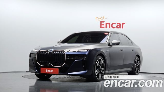 BMW 7 Series (G70) 750e xDrive M Sport