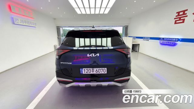 Kia Sportage (V) Gasoline 1.6 Turbo 2WD Signature 2023 — фото 5