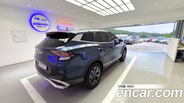 Kia Sportage (V) Gasoline 1.6 Turbo 2WD Signature 2023 — фото 6