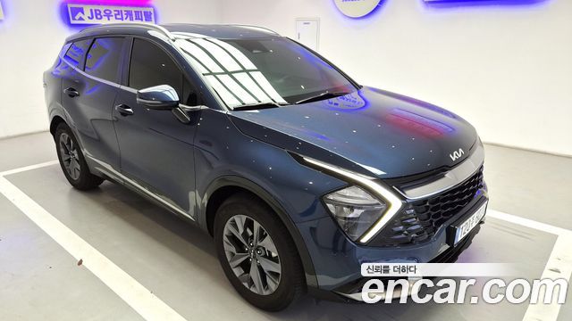 Kia Sportage (V) Gasoline 1.6 Turbo 2WD Signature 2023 — фото 17