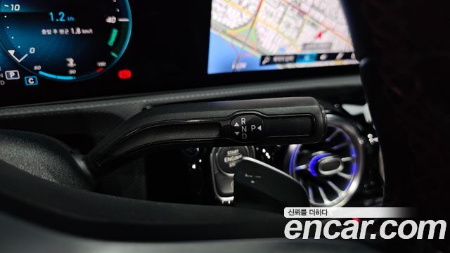 Mercedes-Benz A-Class (W177) AMG A35 4MATIC Sedan 2021 — фото 9