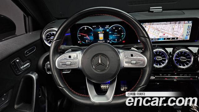 Mercedes-Benz A-Class (W177) AMG A35 4MATIC Sedan 2021 — фото 14
