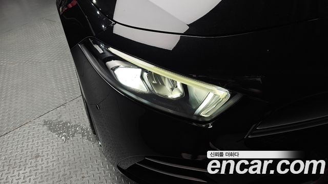 Mercedes-Benz A-Class (W177) AMG A35 4MATIC Sedan 2021 — фото 22