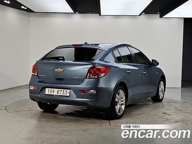Chevrolet Cruze 5 1.8 LTZ+ 2013 — фото 4