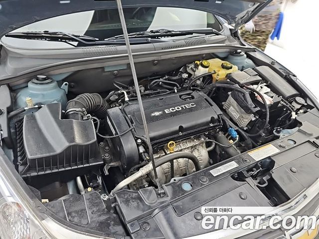 Chevrolet Cruze 5 1.8 LTZ+ 2013 — фото 6