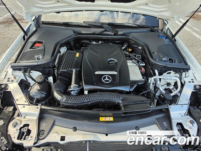 Mercedes-Benz E-Class (W213) E300 4MATIC Exclusive 2017 — фото 7