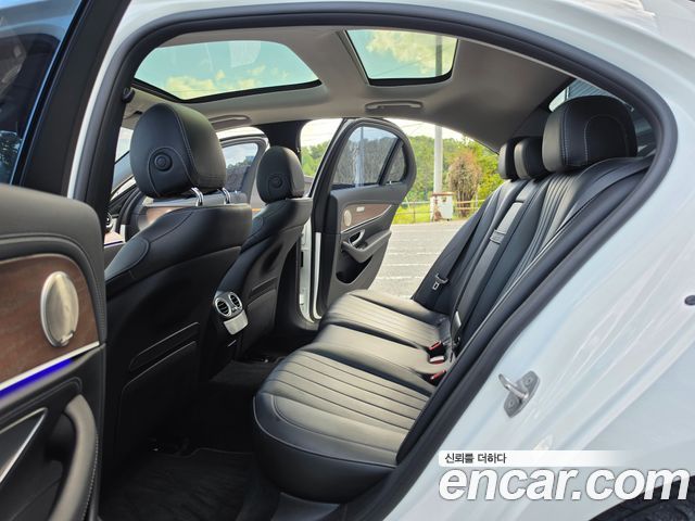 Mercedes-Benz E-Class (W213) E300 4MATIC Exclusive 2017 — фото 10