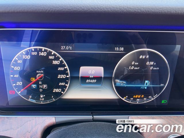 Mercedes-Benz E-Class (W213) E300 4MATIC Exclusive 2017 — фото 21