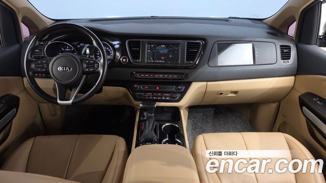 Kia Carnival 9-Seater Noblesse Special 2019 — фото 7