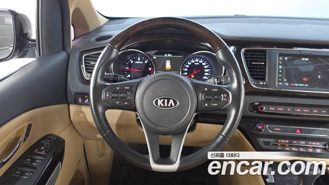 Kia Carnival 9-Seater Noblesse Special 2019 — фото 12