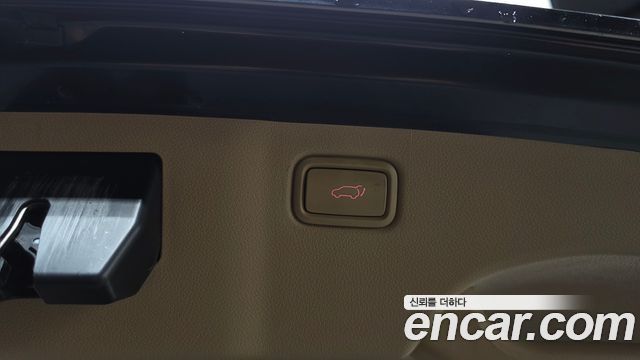 Kia Carnival 9-Seater Noblesse Special 2019 — фото 18
