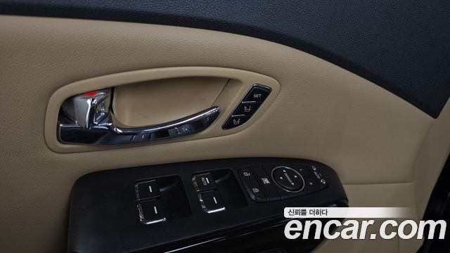 Kia Carnival 9-Seater Noblesse Special 2019 — фото 30
