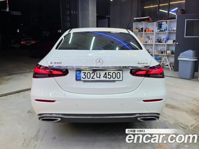 Mercedes-Benz E-Class (W213) E350 4MATIC Avantgarde 2022 — фото 2
