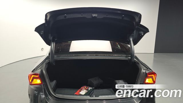 Kia K5 (III) 2.0 Noblesse 2020 — фото 20