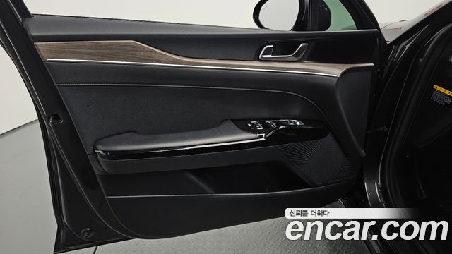 Kia K5 (III) 2.0 Noblesse 2020 — фото 24