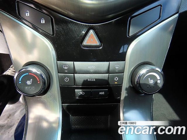 Chevrolet Cruze 1.8 LTZ+ The Perfect Black 2014 — фото 19