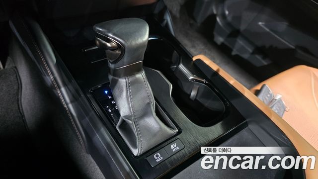 Lexus ES300h (VII) Luxury Plus 2023 — фото 9