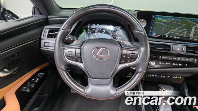 Lexus ES300h (VII) Luxury Plus 2023 — фото 13