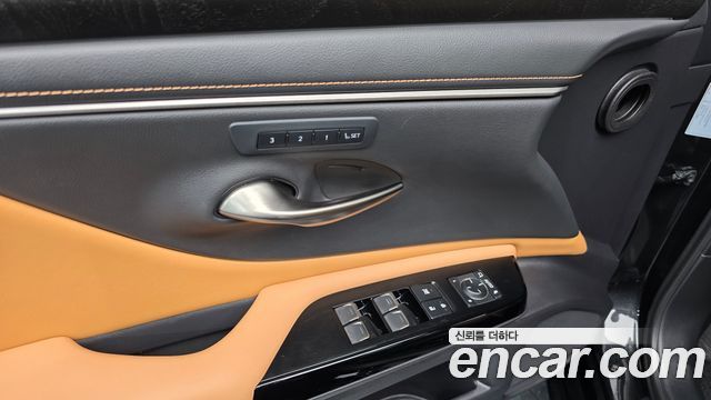 Lexus ES300h (VII) Luxury Plus 2023 — фото 20