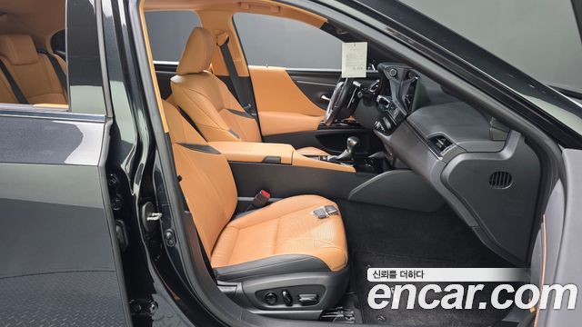 Lexus ES300h (VII) Luxury Plus 2023 — фото 26