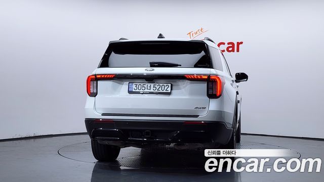 Ford Explorer (VI) 2.3 ST-Line 4WD 2025 — фото 4