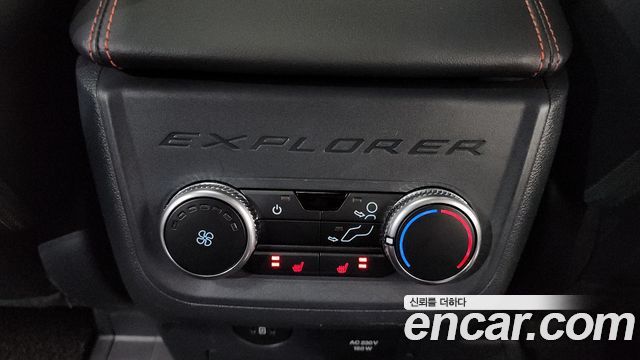 Ford Explorer (VI) 2.3 ST-Line 4WD 2025 — фото 32