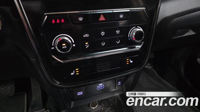 KG Mobility (SsangYong) Very New Tivoli Gasoline 1.5 2WD V3 2022 — фото 21