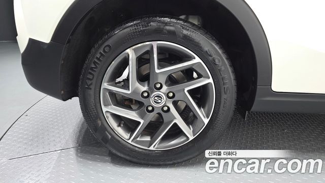KG Mobility (SsangYong) Very New Tivoli Gasoline 1.5 2WD V3 2022 — фото 27