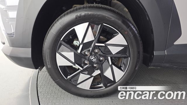 Hyundai Kona (SX2) Gasoline 1.6 Turbo 2WD Premium 2025 — фото 5